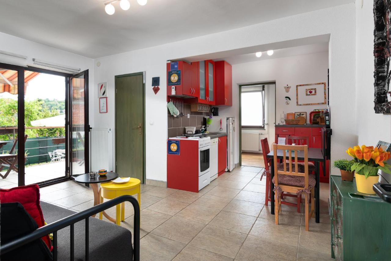 Apartment Livun *